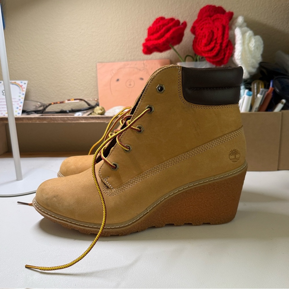Timberland Amston 3” Women’s Boots Size 8, Wheat - Picture 2 of 8